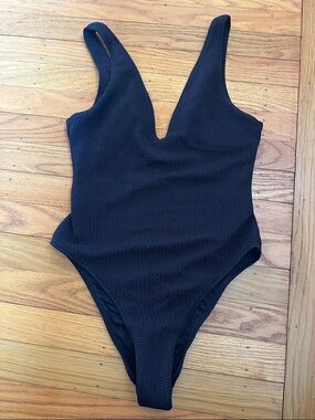 Seafolly Australia Deep V Black Textured One-Piece Swimsuit - US 6